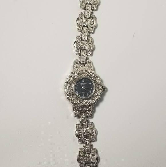 Nelsonic Accessories - Nelsonic Womans Silver Watch Vintage